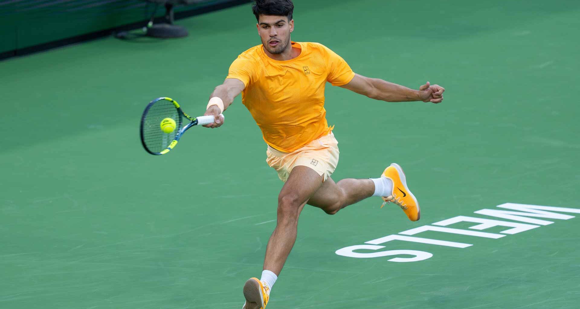 Carlos Alcaraz defeats Grigor Dimitrov in flawless Indian Wells opener | ATP Tour