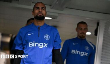 Chelsea goalkeeper Rob Sanchez and Filip Jorgensen