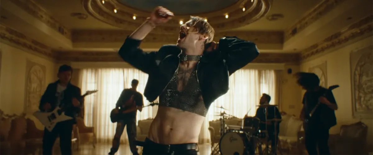 Disturbed's David Draiman Says David Bowie & Freddie Mercury Would Be Proud Of Beartooth's Caleb Shomo Amid "Free" Controversy