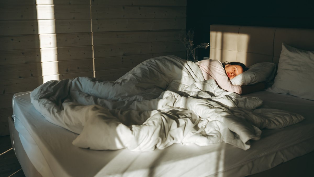 The best sleep position, according to science