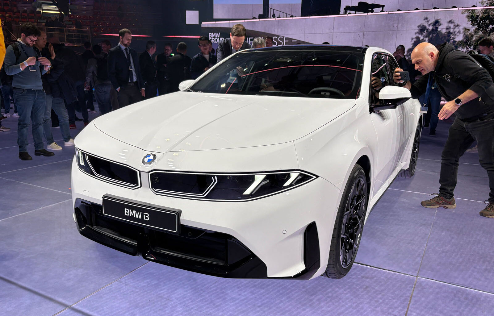 Electric 3 Series revealed: BMW i3 brings 559 miles of range
