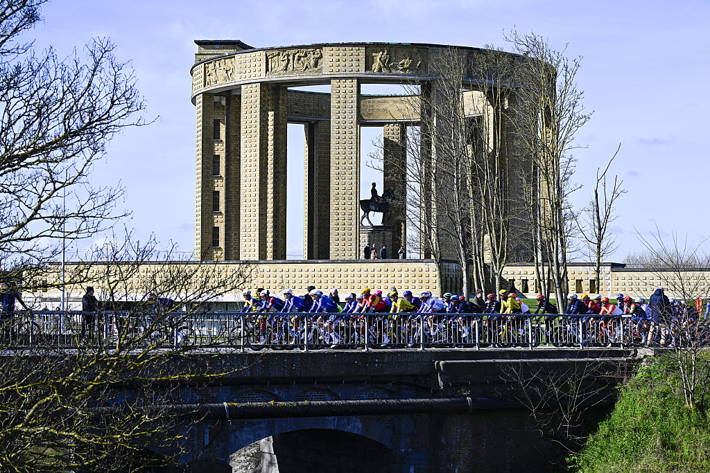 The pack rides during the men elite 'Middelkerke-Wevelgem - In Flanders Fields' one day cycling race, 240.8 km from Middelkerke to Wevelgem, on March 29, 2026. (Photo by JASPER JACOBS / Belga / AFP) / Belgium OUT