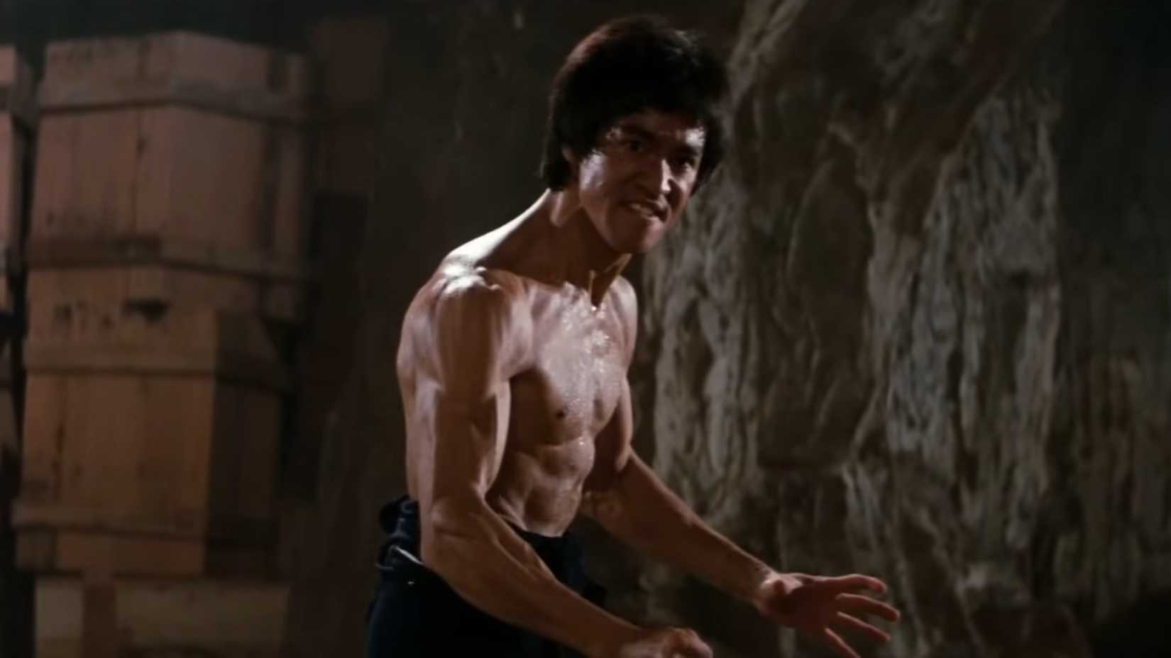 Bruce Lee sneaking through the underground lair in Enter the Dragon