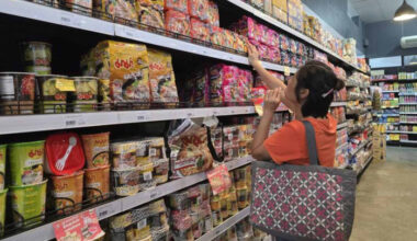 Bangkok Post - Prices frozen for necessary consumer products