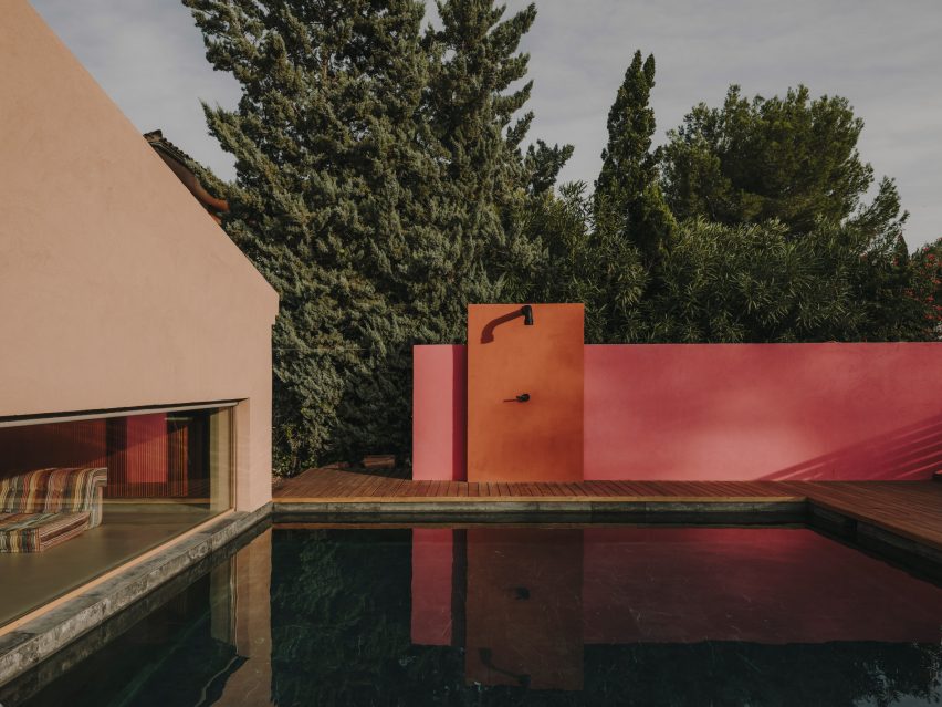 Casa da Praia holiday home in Mallorca, designed by Holzrausch