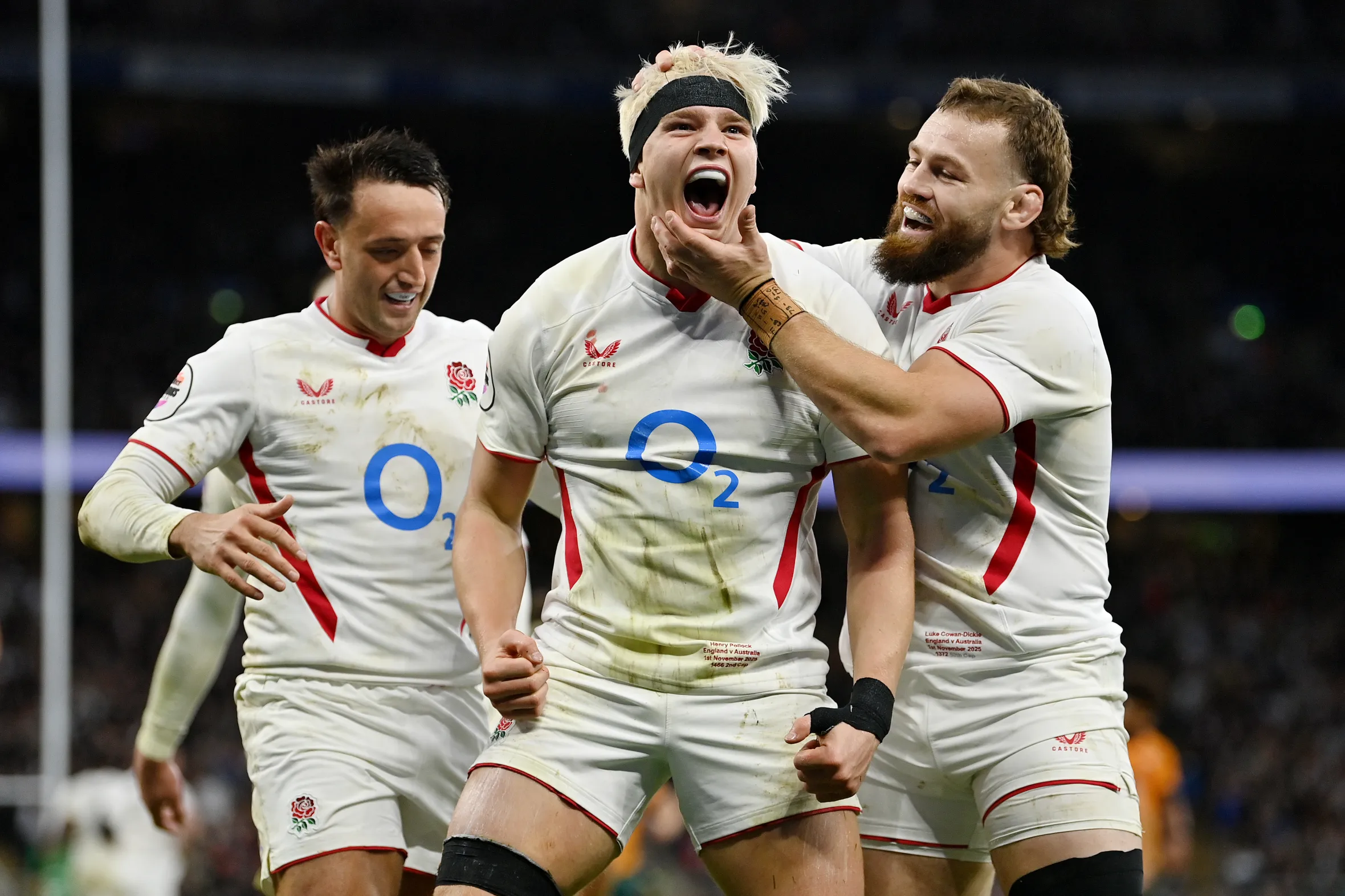 Henry Pollock celebrates scoring a try with teammate Luke Cowan-Dickie during the Quilter Nations Series 2025 match between England and Australia.