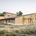 Clairière School / TRACKS - Exterior Photography