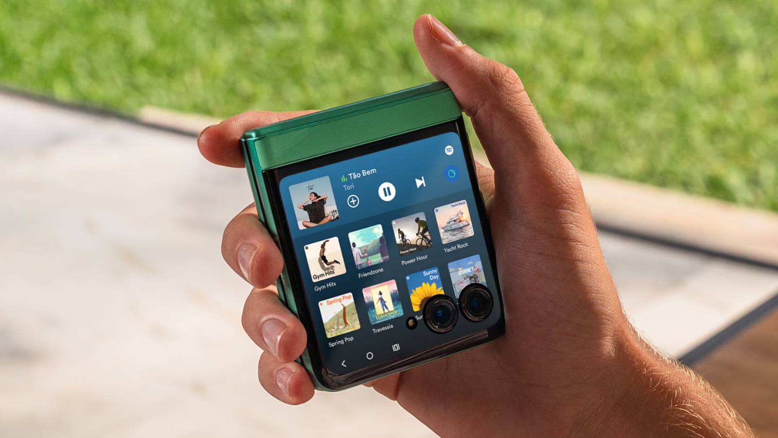 Massive price drop brings one of the best foldable phones down to its lowest price