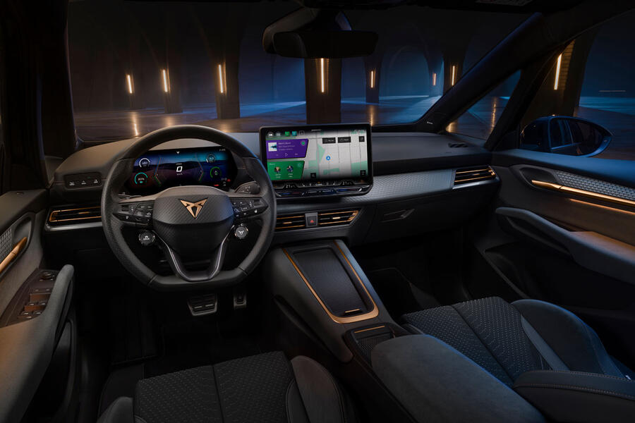 Cupra Born facelift interior