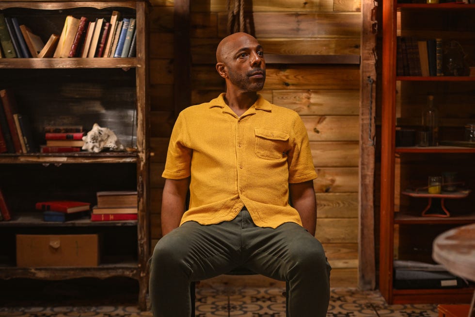 don gilet death in paradise season 15 episode 6 as mervin tied to a chair