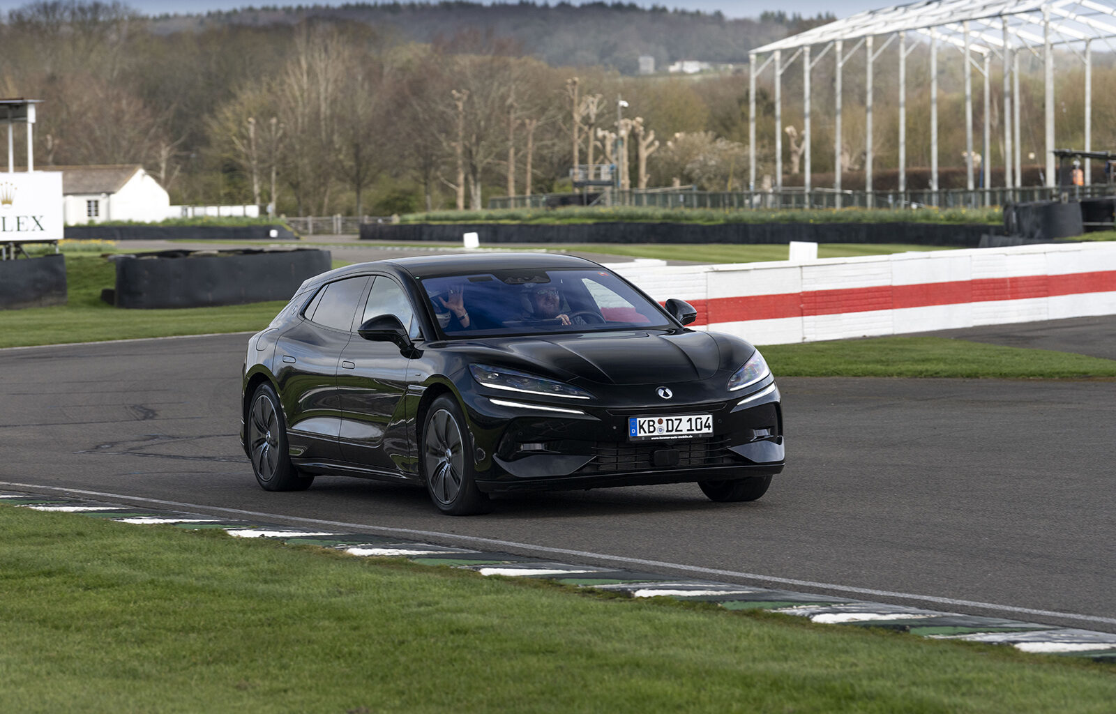 Denza Z9 GT: We drive the 858bhp Chinese Porsche Panamera