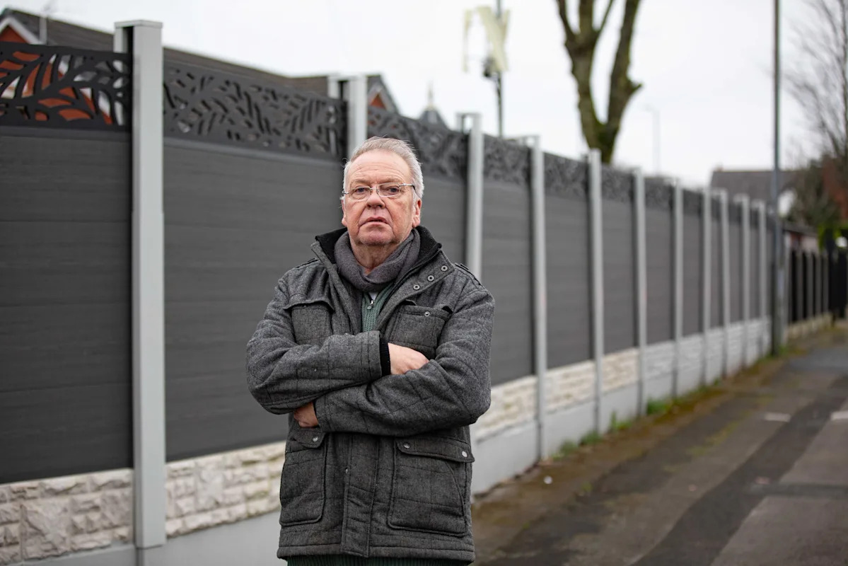 Fence rules explained and how high your neighbours are allowed to build