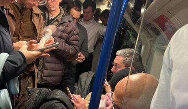 London travel news LIVE: Victoria line suspended through central London due to casualty on the track - London Evening Standard