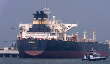 IEA urges Australians to work from home, lower speeds and avoid air travel