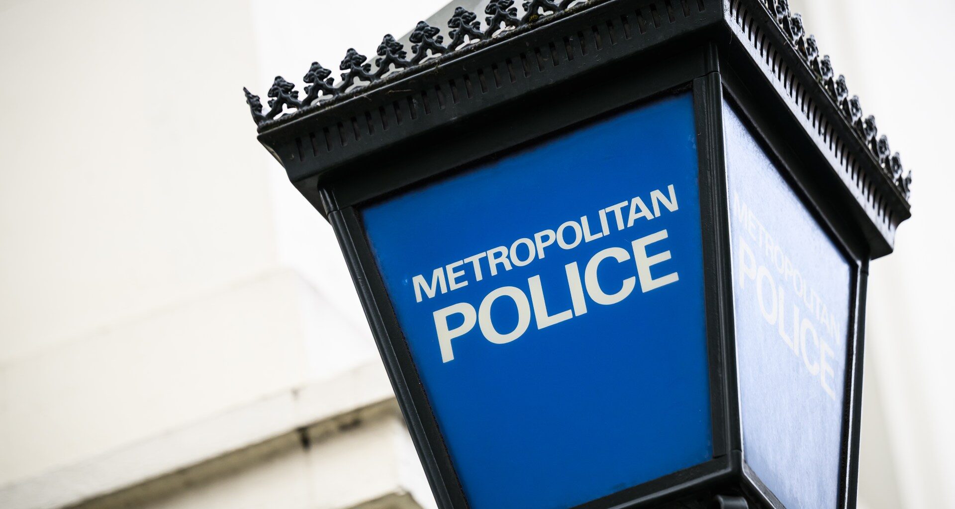 UK police arrest three men on suspicion of spying for China | Police News