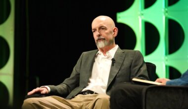 The man who coined Metaverse now says Meta’s glasses are creepy - The Verge