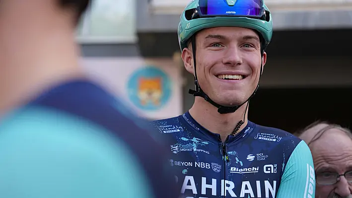 How has Seth Dunwoody trained to prepare for World Tour selection?