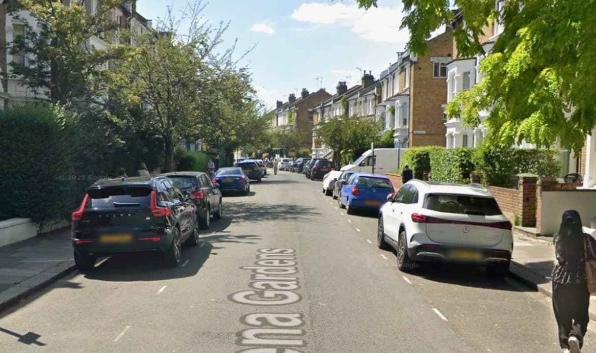 Teenager, 18, stabbed to death in west London street of £2.5million homes - London Evening Standard