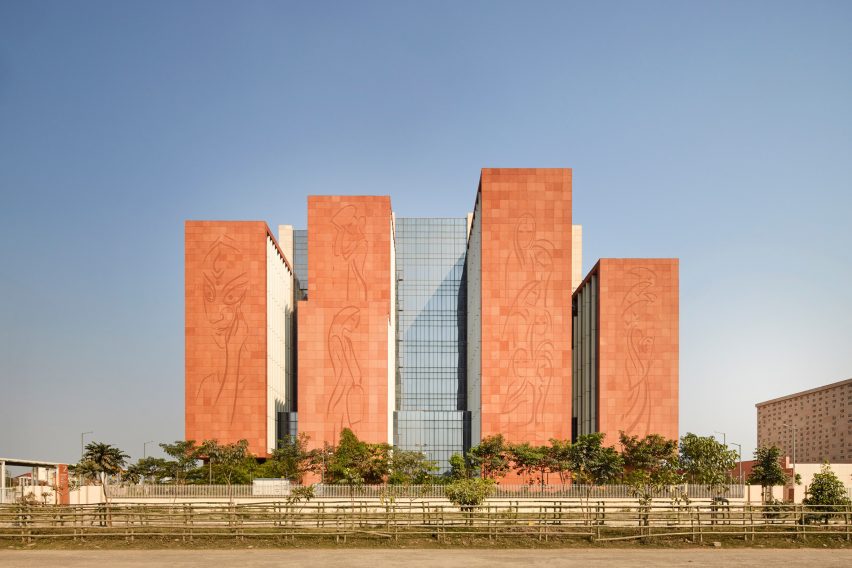 Sandstone facades of the ITC Green Centre in India