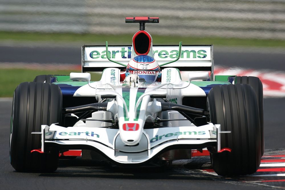 Honda has a disaster car and chose to sell - or close - its F1 team at the end of 2008 as the financial crisis hit