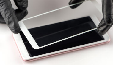 Why There's Simply No Need For Screen Protectors Anymore