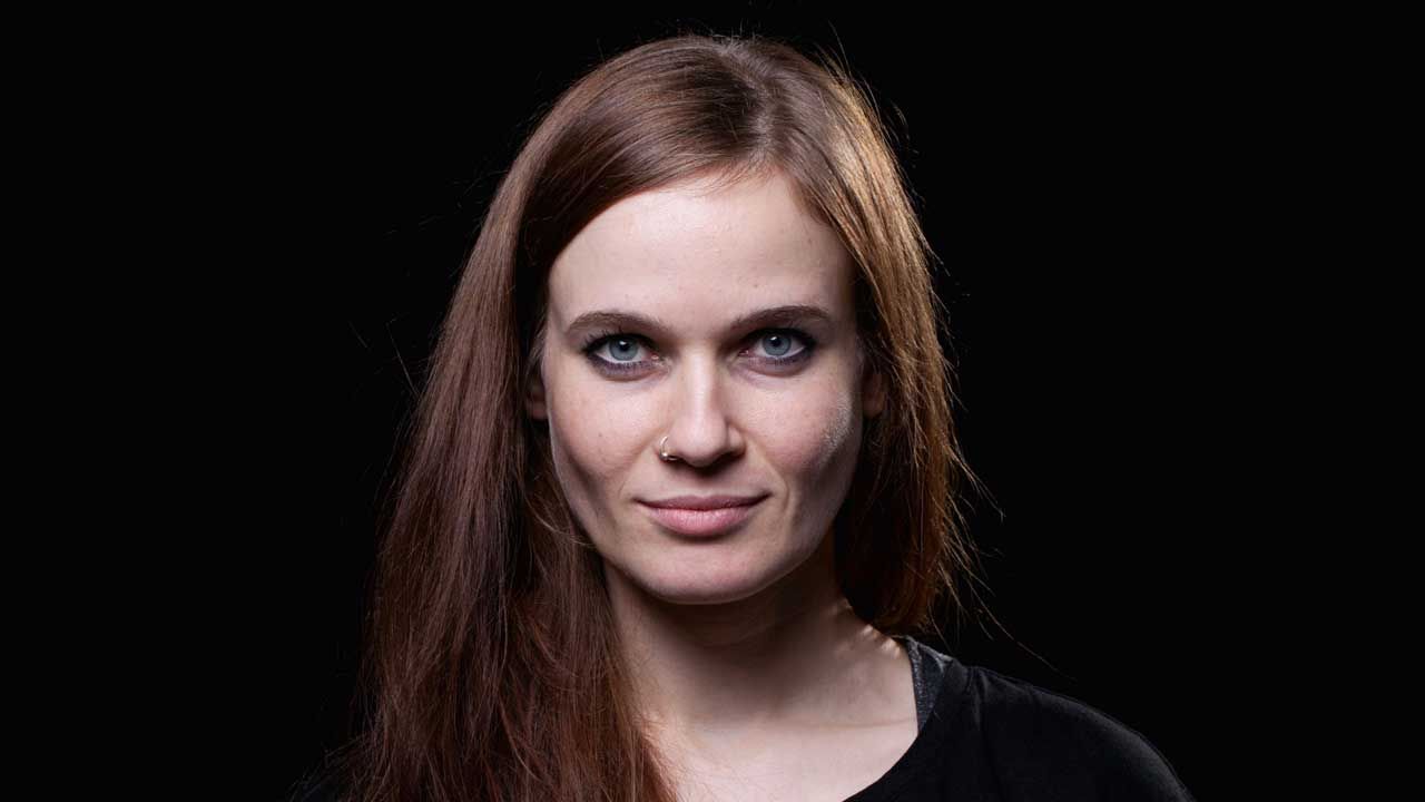 Anika Nilles headshot