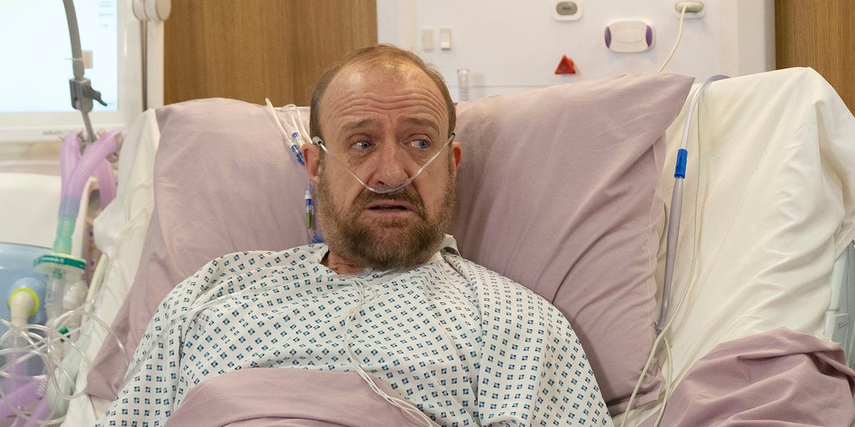 Coronation Street's Kit Green faces huge setback as Mal wakes up