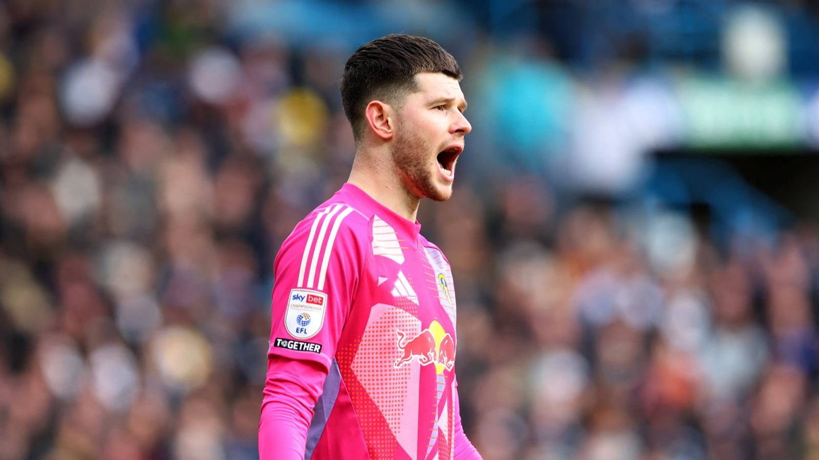 Farke must drop Leeds star who lost 100% duels