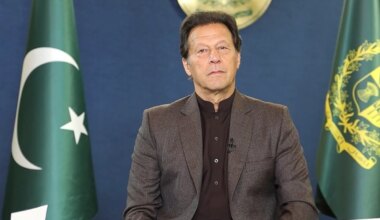 Fan Denied Entry Over 'Imran Khan' T-Shirt. Cricket Australia Takes Big Step