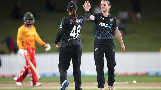 new-zealand-bowlers-put-on-a-rampant-display