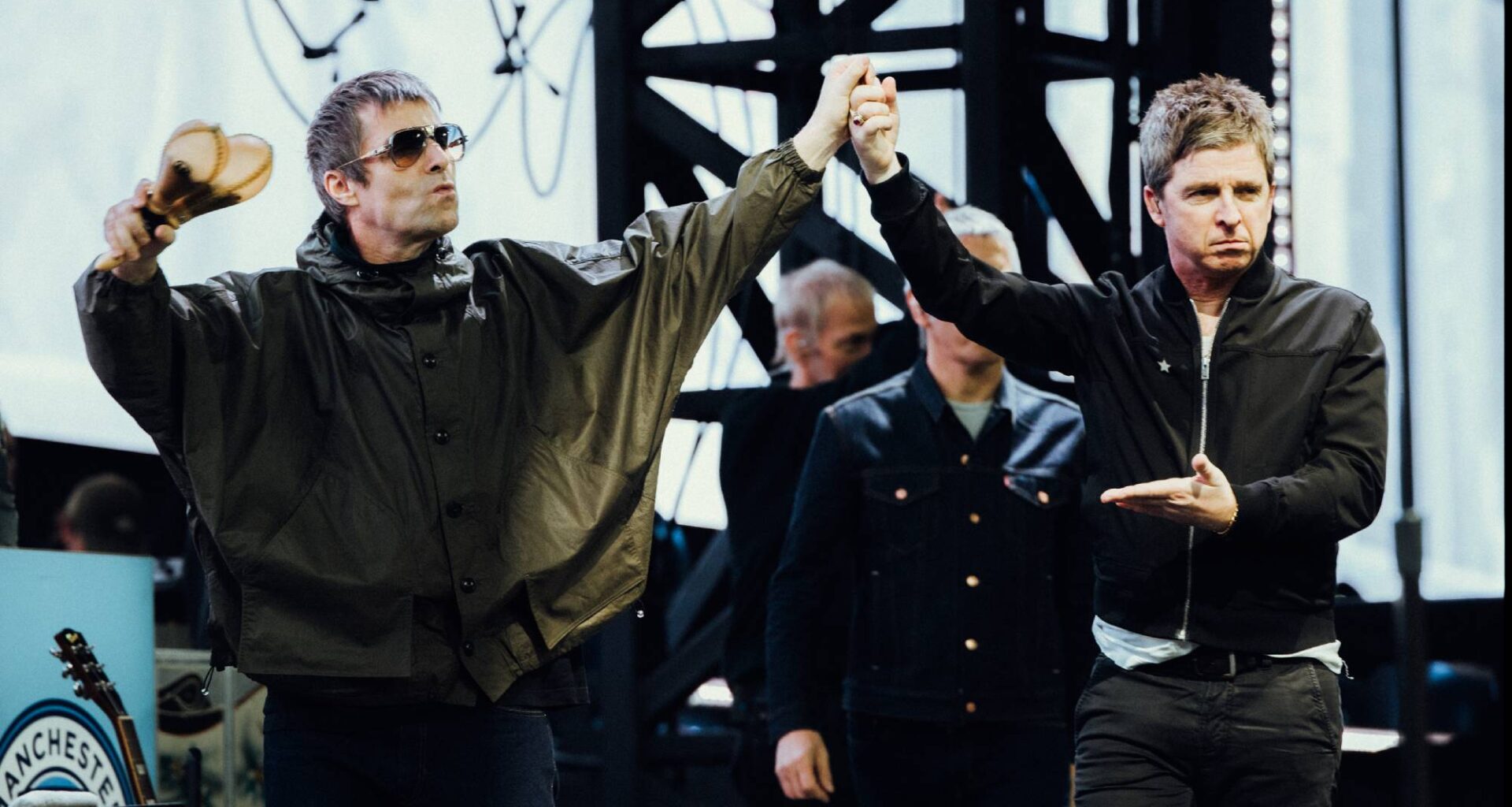 Liam and Noel Gallagher celebrate Manchester City's Carabao Cup success together