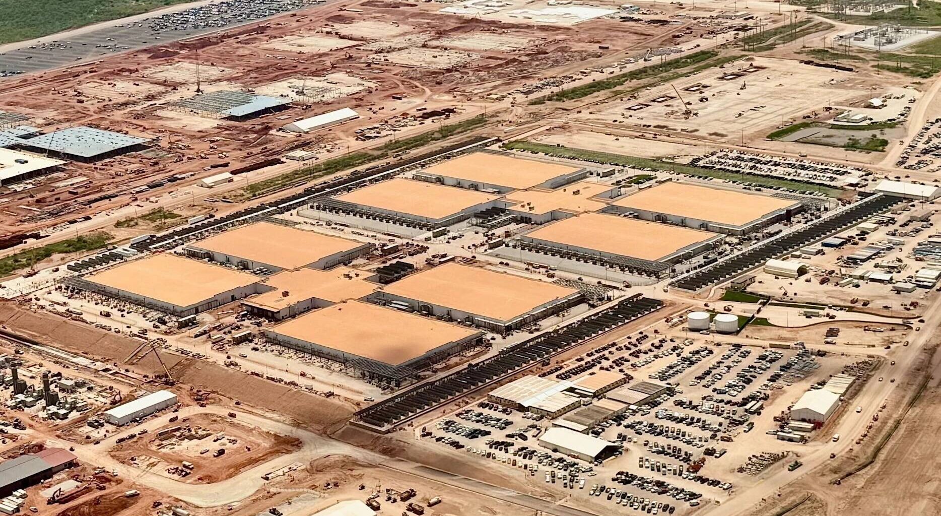 Microsoft lays claim to Crusoe's new 900 MW DC campus • The Register