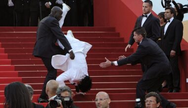 The photo you may have seen on your socials showing a man falling on stairs