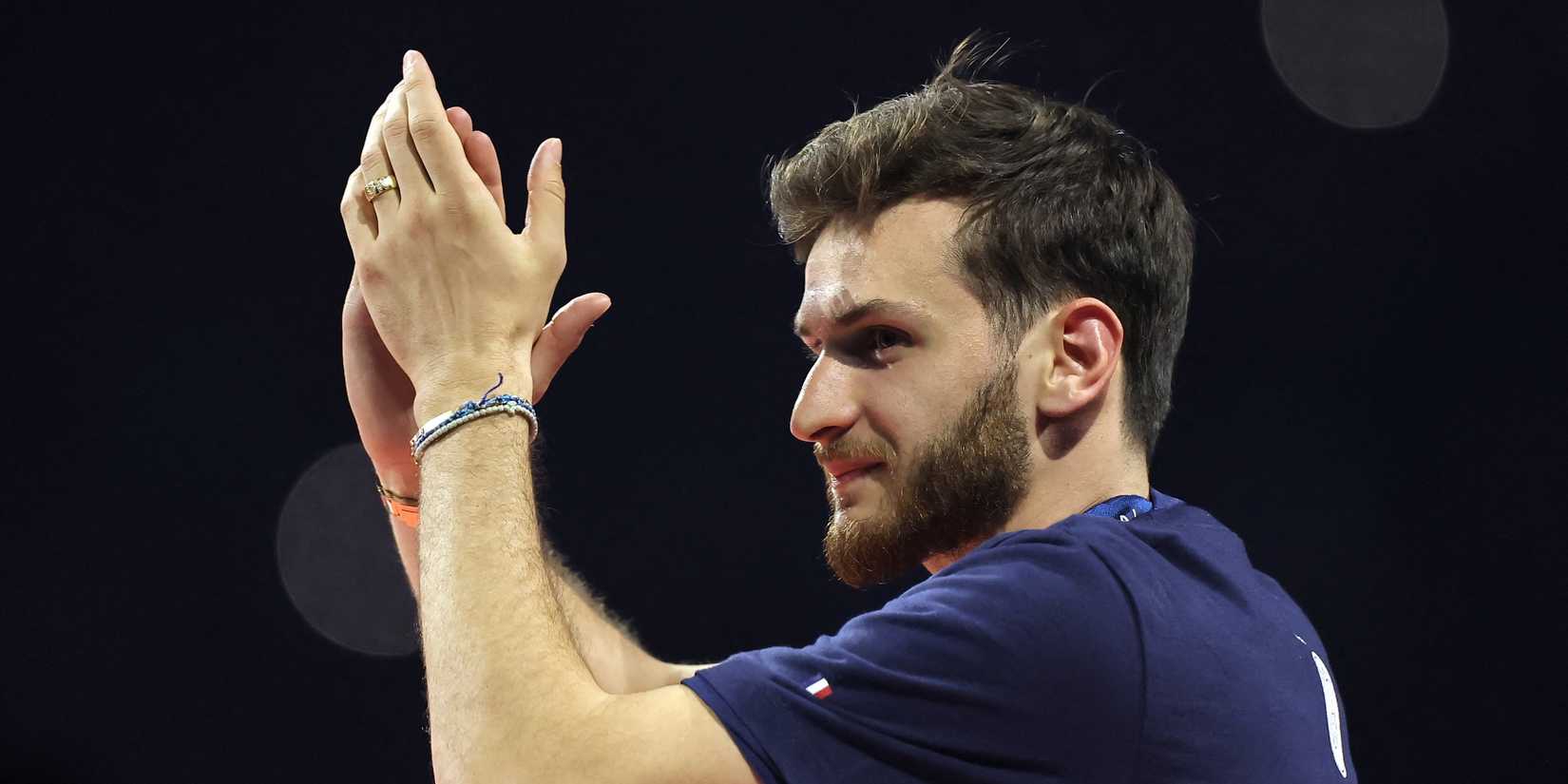 Paris St Germain's Khvicha Kvaratskhelia during the victory celebration