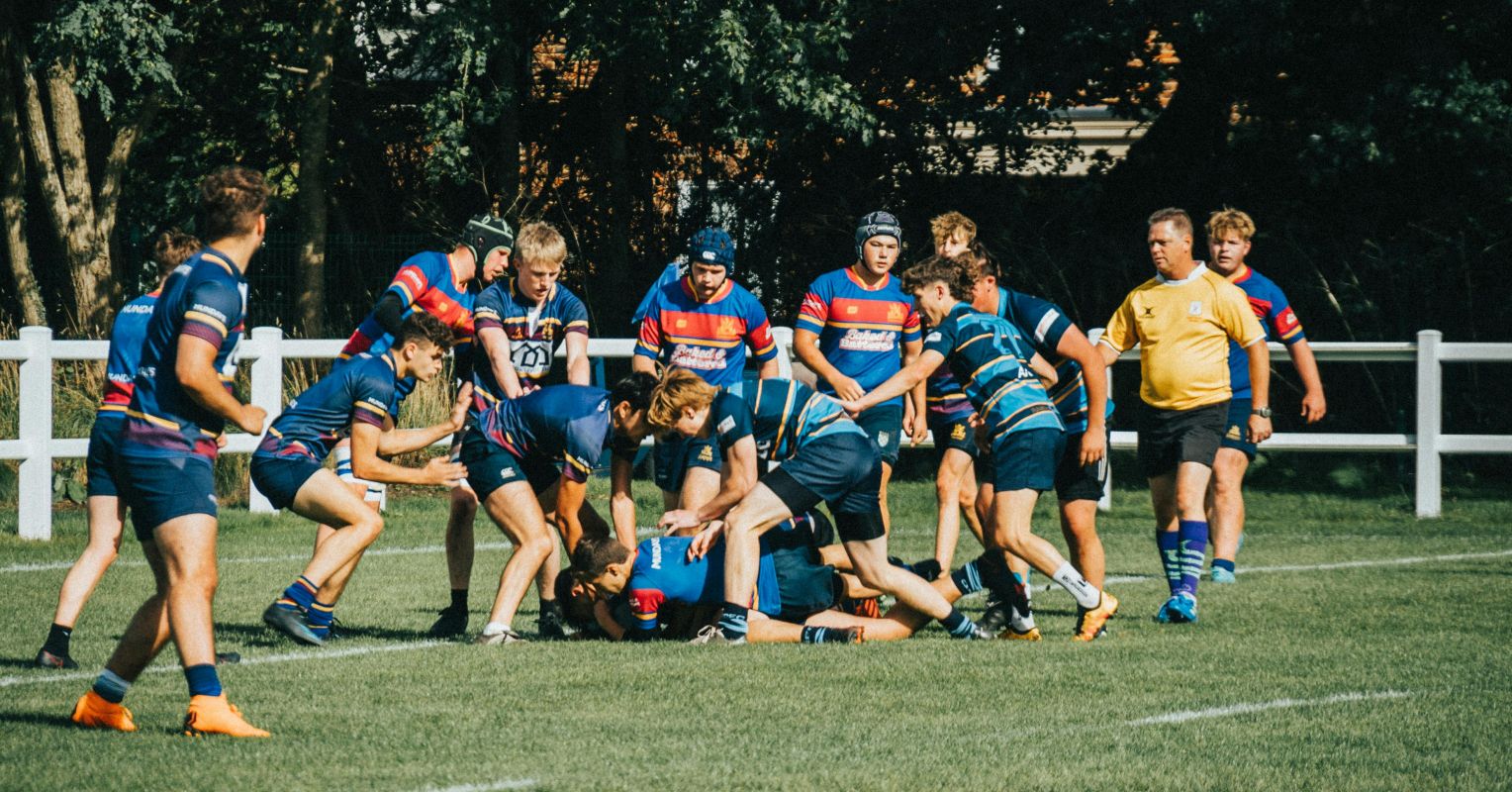 How the In-Between Helps Men Make Friends