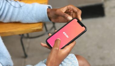 Tinder Plans to Let AI Scan Your Camera Roll