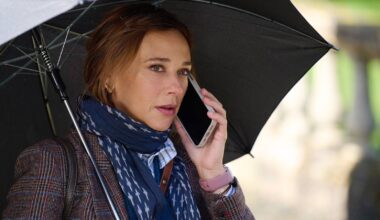 Hulu's New Sci-Fi Movie Has Critics & Audiences Very Divided On Rotten Tomatoes