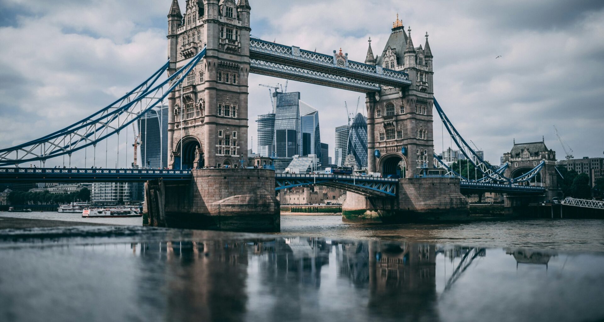 The Descent of United Kingdom into Chaos