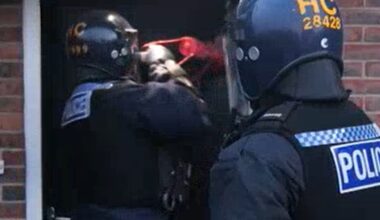 Drugs, guns, gold bars and teeth - Sky News joins police on county lines crackdown | UK News