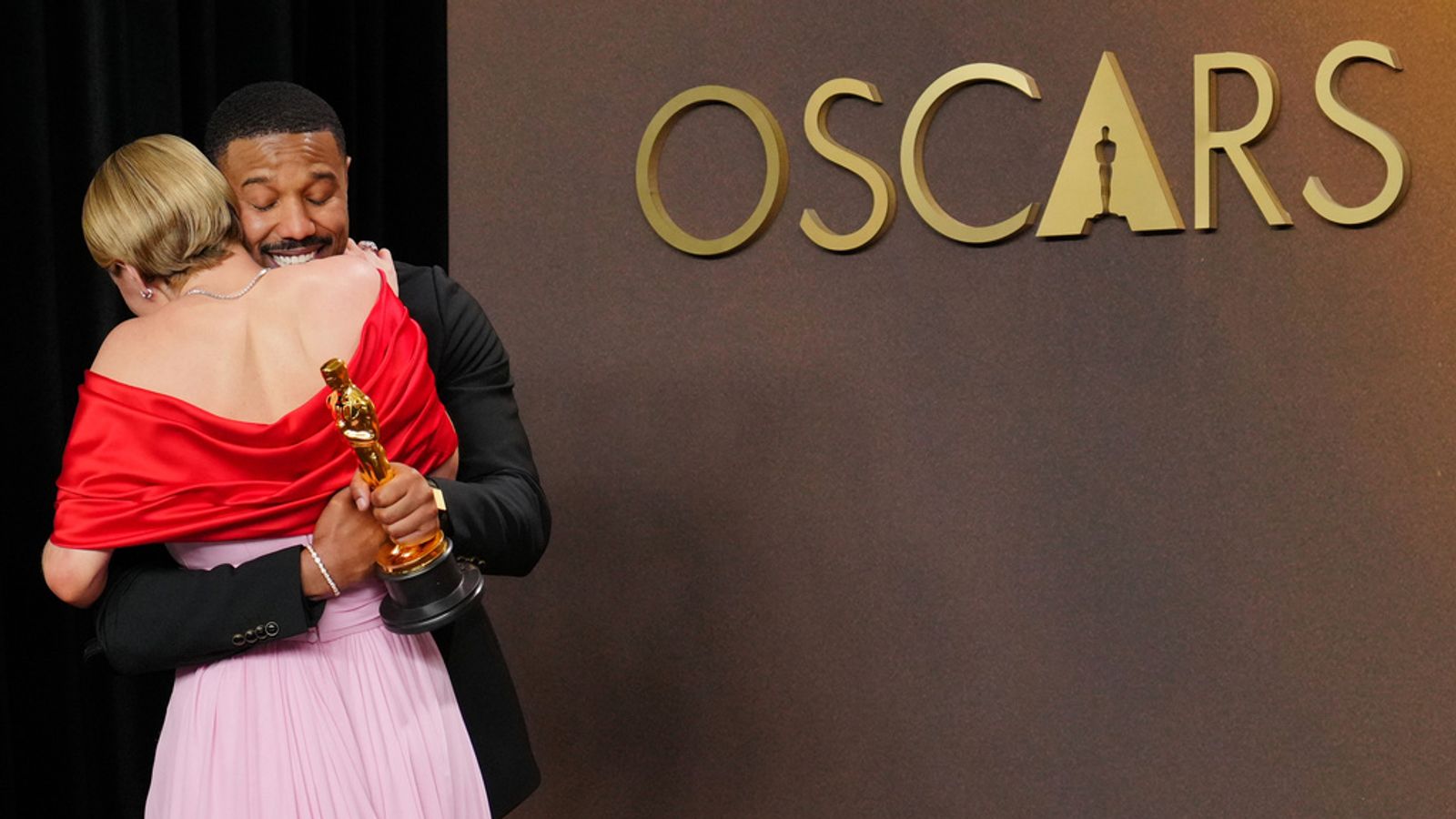 Inside the Oscars winners' room: Standing ovations, party plans, and media bingo | Ents & Arts News