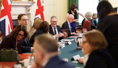 Report suggests income tax cut and NI abolition to 'incentivise work' | Politics News