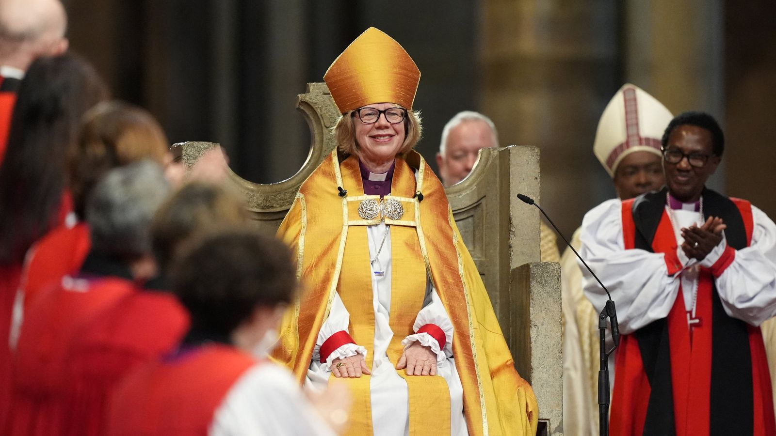 Dame Sarah Mullally enthroned as first female Archbishop of Canterbury in ceremony attended by Prince and Princess of Wales | UK News