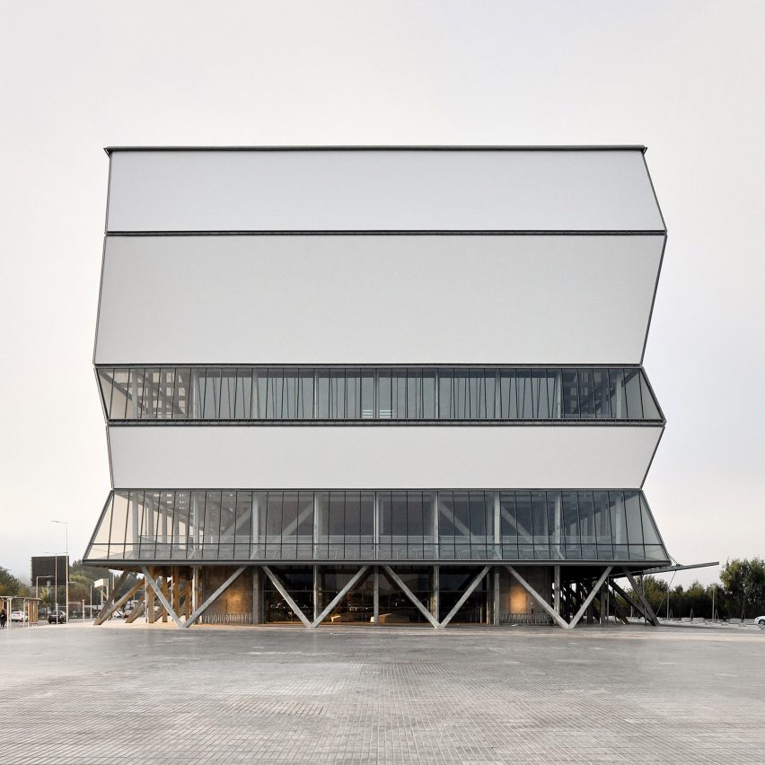 Teatro Biobio by Smiljan Radić