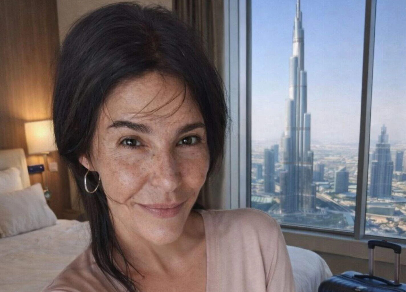 AI Used to Promote Non-Existent Evacuation Flights From the Middle East