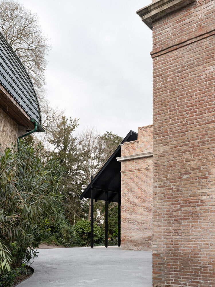 view of the external portico facing the garden