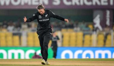 veteran-new-zealand-seamer-lea-tahuhu-has-anounced-her-retirement-from-odi-cricket