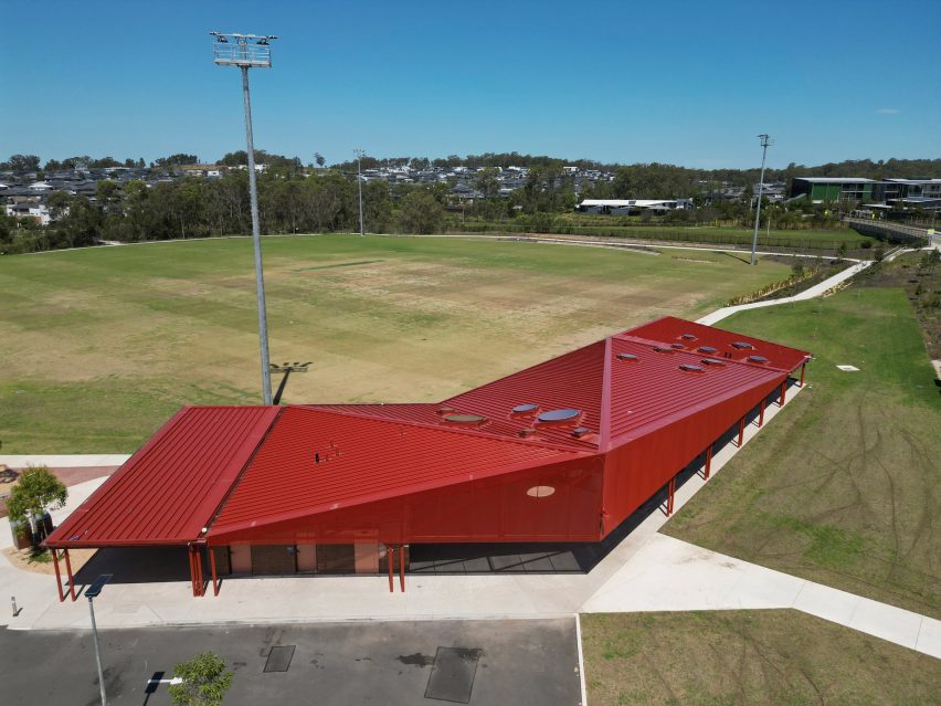 Sports pavilion by Sam Crawford Architects
