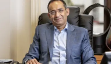 Barclays probably lost $700m to MFS. It also employed the owner's son as a credit trader