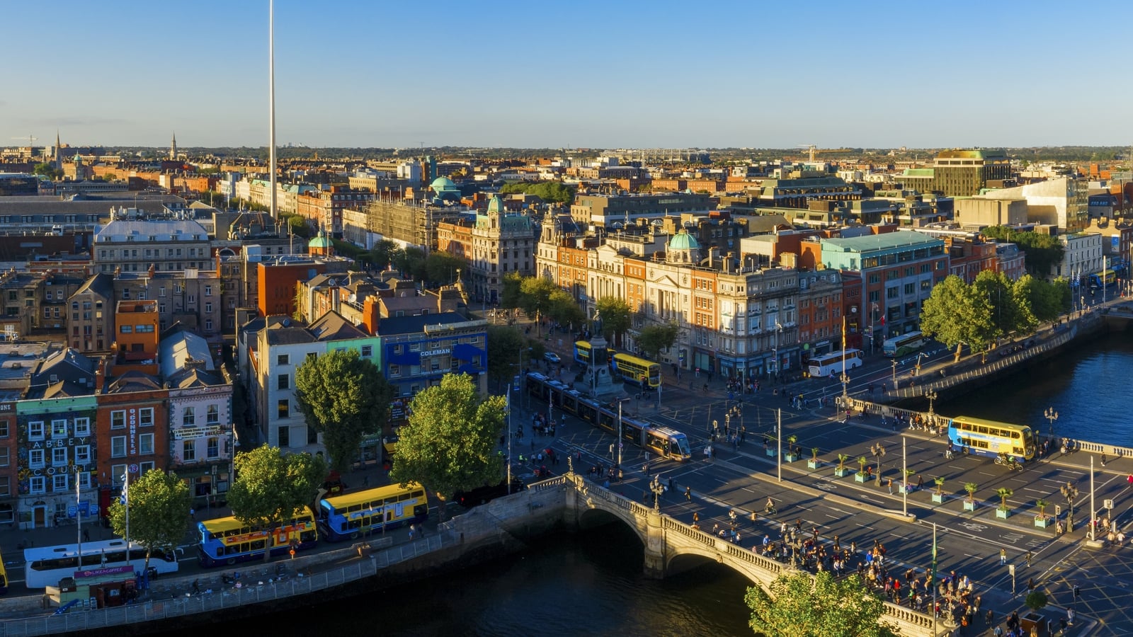 Strong economy boosts tax receipts 3.4% in Q1