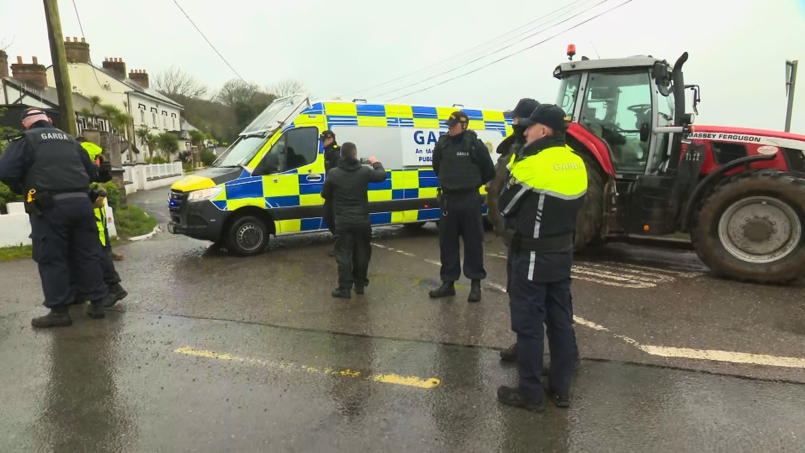 IEA warns exports being damaged by fuel blockades